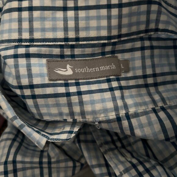 Southern Marsh Men's plaid button down Size Large - Picture 3 of 10